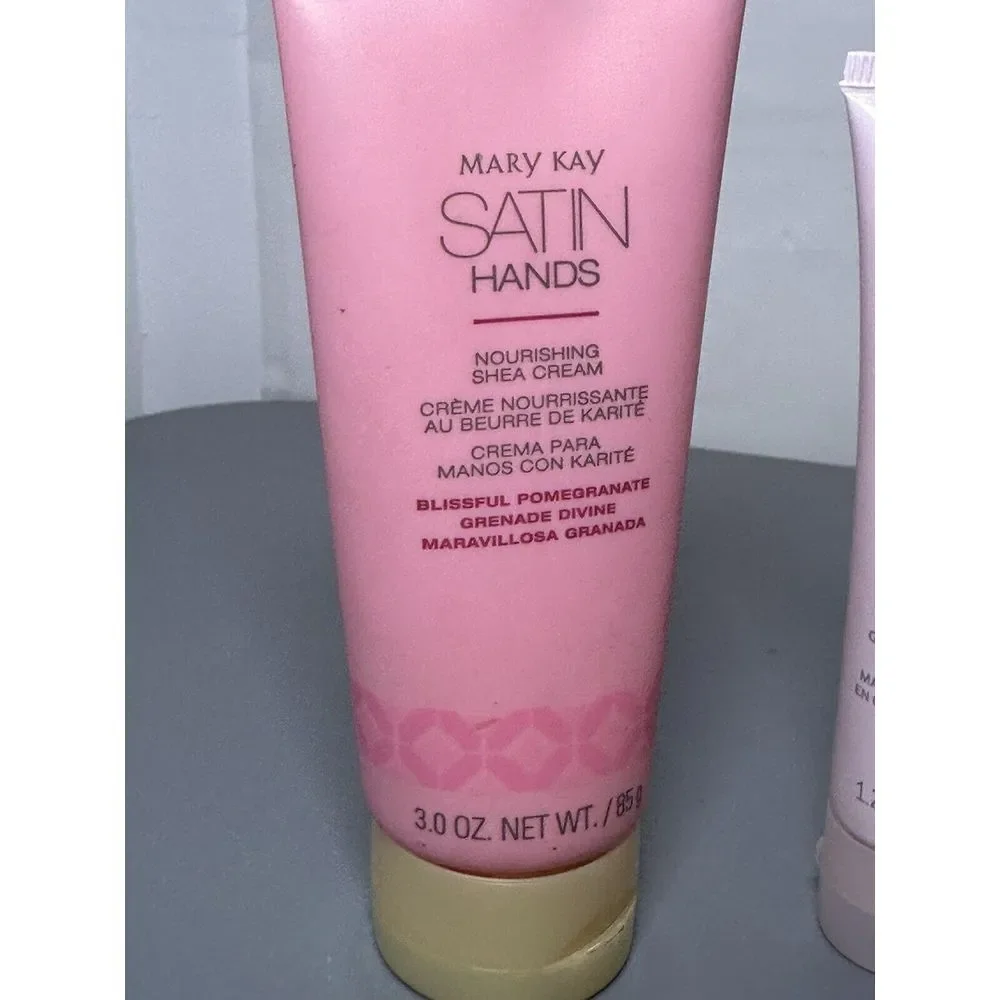 Mary Kay set mary
